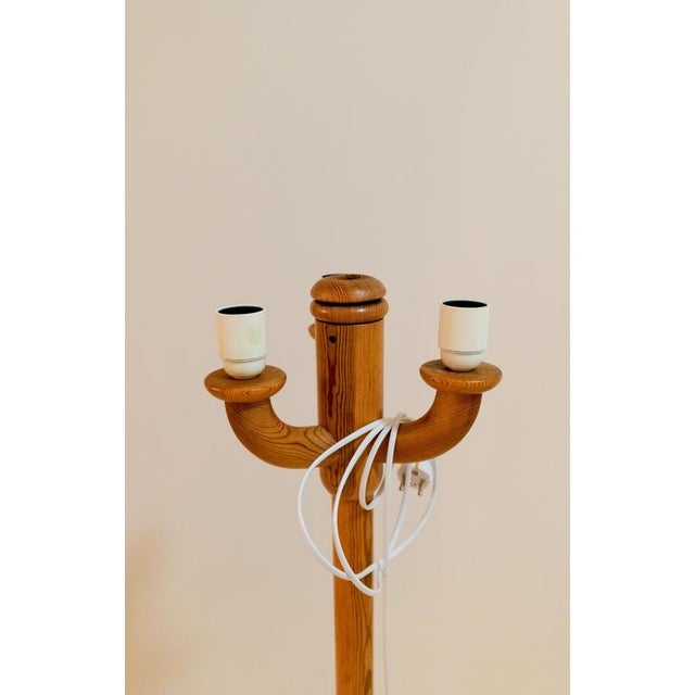 Vintage Scandinavian Sculptural Floor Lamps in Pine, 1970s, Set of 2 For Sale - Image 14 of 18
