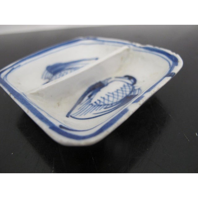Blue Chinese Blue and White Porcelain Divided Sushi Condiment Sauce Dish Tray Pair For Sale - Image 8 of 11