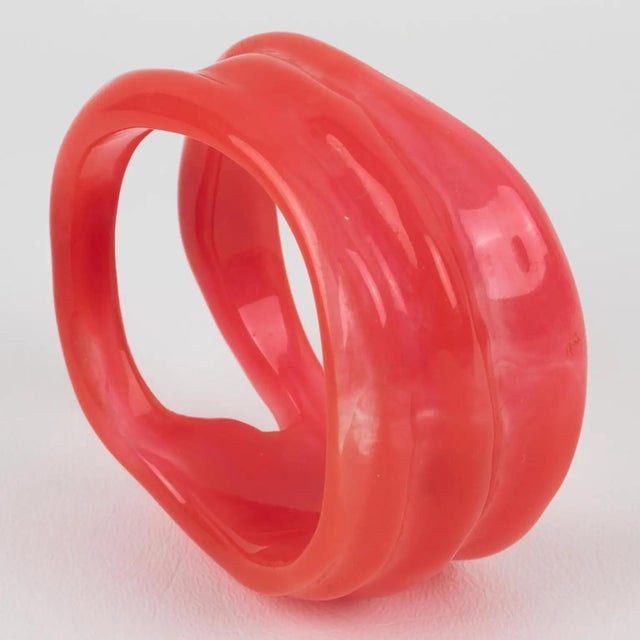Christian Lacroix Christian Lacroix Pink-Red See-Thru Free-Form Resin Bracelet Bangle For Sale - Image 4 of 9