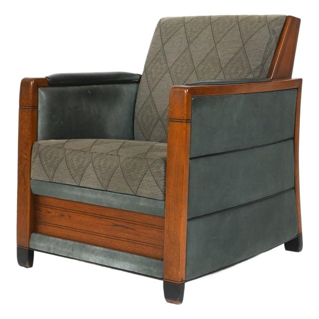 Mid 20th Century European Art Deco Lounge Chair For Sale