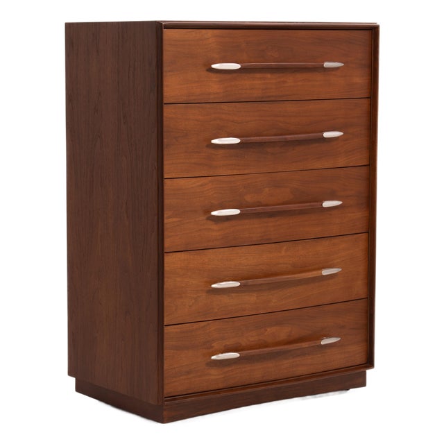 t.h. Robsjohn Gibbings Widdicomb Walnut Spear Handle Five Drawer Chest Dresser For Sale