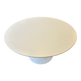 Mid 20th Century Saarinen Dining Table For Sale
