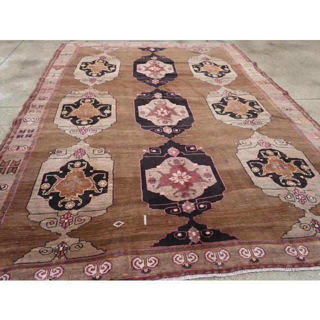 Galerie Shabab Collection Mid-20th Century Turkish Anatolian Tribal Carpet For Sale In New York - Image 6 of 8