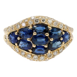 18k 750 Solid Yellow Gold Natural Diamond and Natural Sapphire Ring, Size 6.25 For Sale