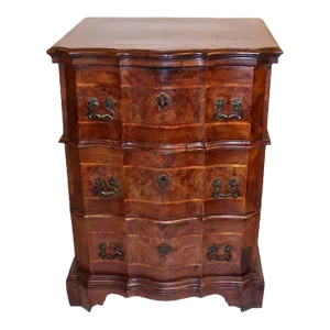 Northern Italian Walnut Chest of Drawers