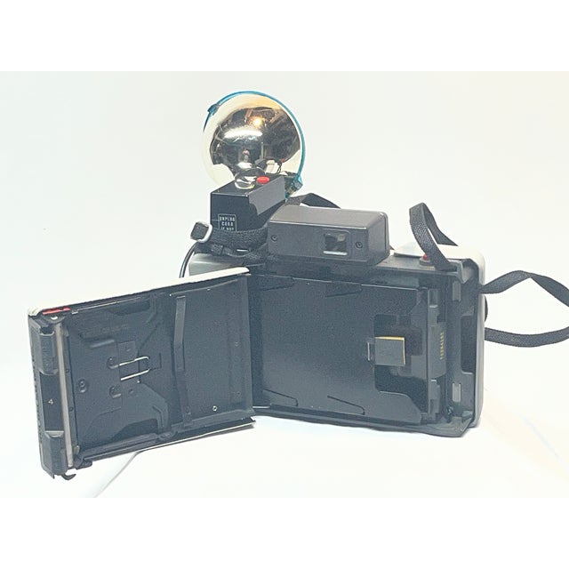 Vintage 1960s Polaroid Automatic 104 Land Camera With Flash For Sale - Image 9 of 10