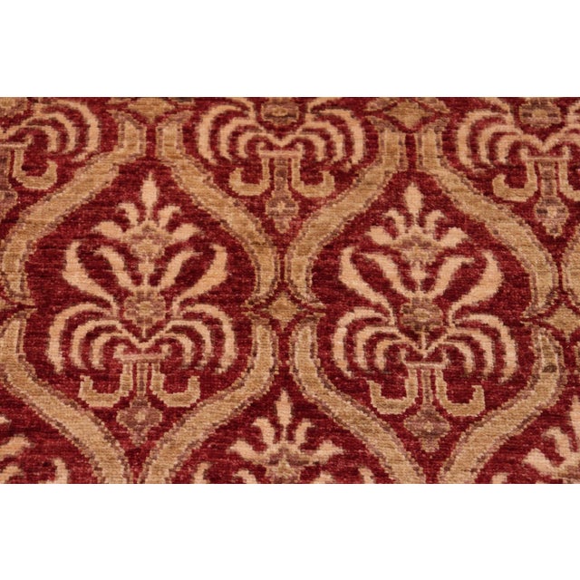 Shabby Chic Ziegler Red Tan Hand-Knotted Wool Rug - 6'0'' X 8'10'' For Sale In New York - Image 6 of 8