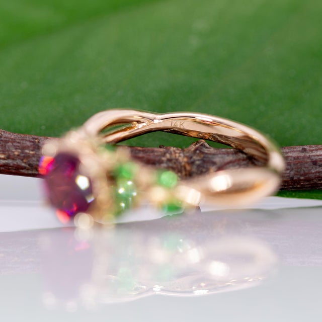 1.78Ct Purple Garnet Ring With Tsavorite Garnet Accents in Solid 14k Gold, Size 6.75 For Sale - Image 9 of 9
