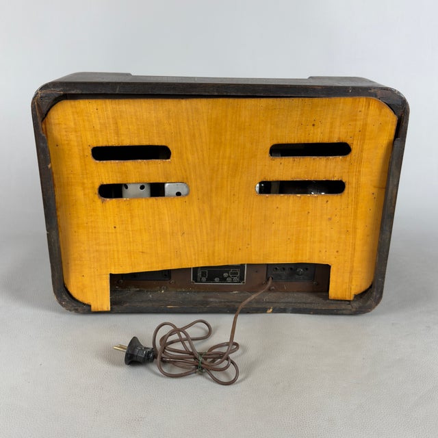Vintage Model 443 A Valve Radio in Radica Wood from Siare, Milan, Italy For Sale - Image 3 of 14