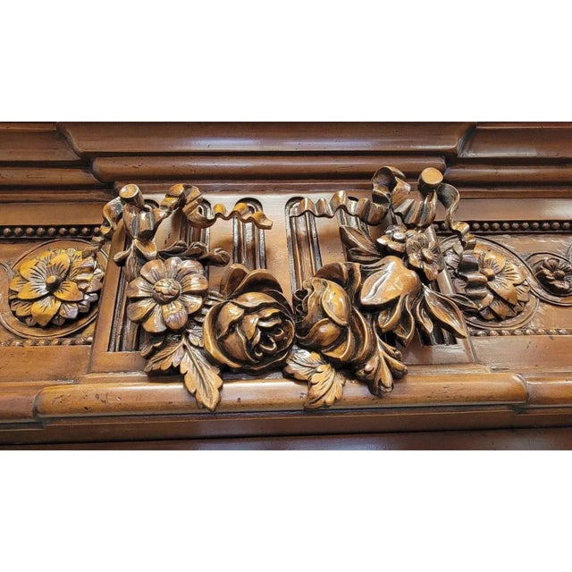 French Louis XVI Style Hand-Carved Limewood Fireplace Mantel For Sale In Dallas - Image 6 of 12