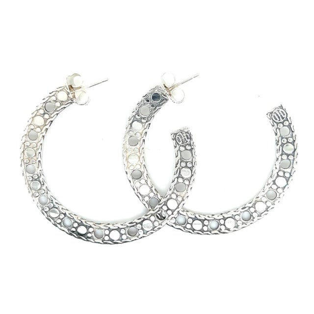 1990s John Hardy Estate Dot Flat Hoop Earrings 1.95" Sterling Silver, 2 pieces For Sale In New York - Image 6 of 7