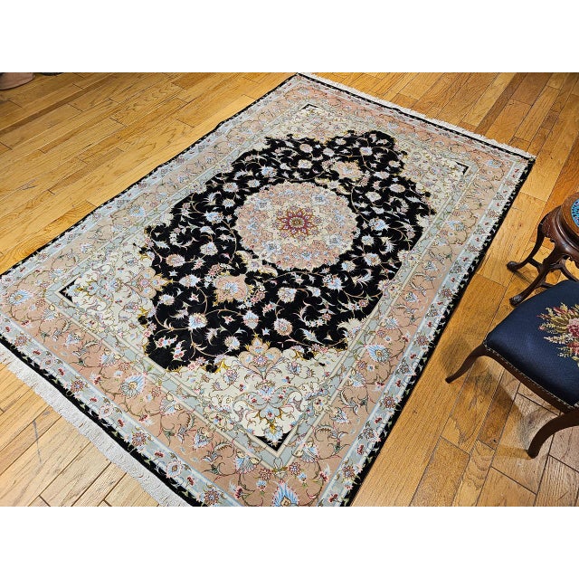 Fine Persian Tabriz Rug, Hand-Knotted Wool & Silk, Floral Pattern, Black & Ivory, 7x10 For Sale In Chicago - Image 6 of 18