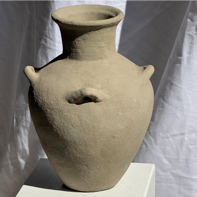 Indonesian Light Grey-Beige Terracotta Vase with 4 Small Handles and a Tall Neck For Sale - Image 14 of 18