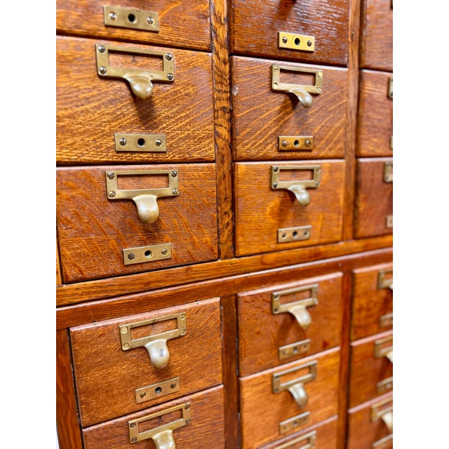Wood Mid 20th Century Vintage Mid-Century Library Bureau Sole Makers 30 Drawer Card Catalog For Sale - Image 7 of 8