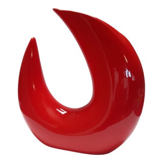 1980's Memphis Style Sculptura Red Ceramic Vase For Sale