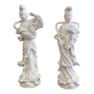 Mid-20th Century Blanc De Chine Porcelain Figures of Quan Yin, Pair For Sale