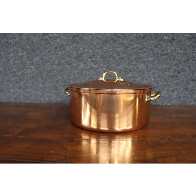 Copper Stock Pot With Lid and Brass Handles For Sale In Philadelphia - Image 6 of 10