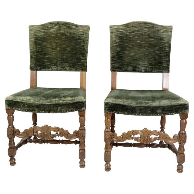 Set of Renaissance Style Oak Dining Chairs, 1930 For Sale - Image 9 of 9
