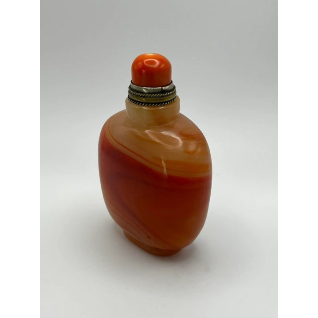 Early 20th Century Orange Glass Snuff Bottle Imitating Banded Agate Made for the Mongolian Market For Sale In Chicago - Image 6 of 11
