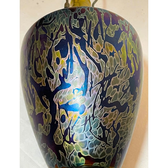 1980s Vintage Hand Blown Iridescent Aurene Studio Lustre Glass Electric Table Lamp For Sale - Image 5 of 16