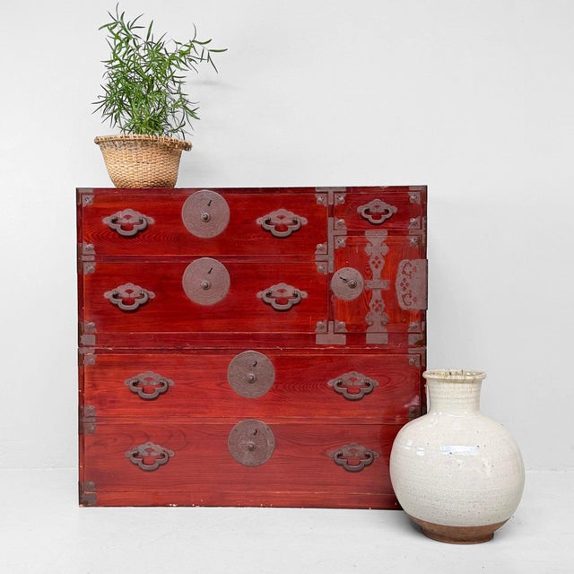 Japanese Kimono Tansu Chest of Drawers, 1890s For Sale - Image 13 of 18