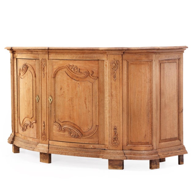 Traditional A Belgian Oak Bowfront Buffet / Sideboard, C. 1900. For Sale - Image 3 of 6
