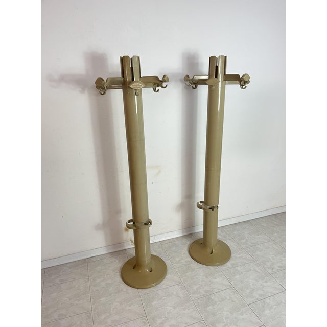 Planta Coat Hangers by Giancarlo Piretti for Castelli, 1970s, Set of 2 For Sale - Image 10 of 13