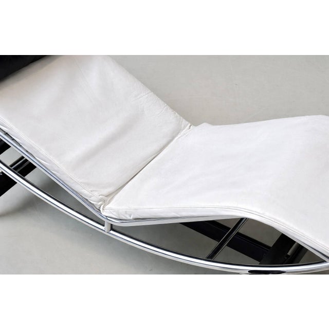 LC4 Chaise Longue by Le Corbusier, Jeanneret, and Perriand for Cassina, Late 1970s For Sale - Image 15 of 18