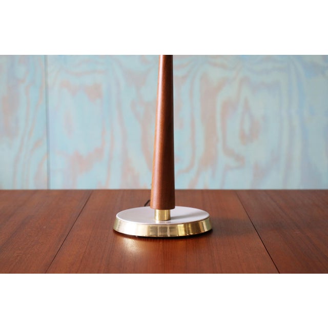 Vintage Gerald Thurston for Lightolier Scandia Brass Milk Glass Table Lamp For Sale - Image 6 of 11