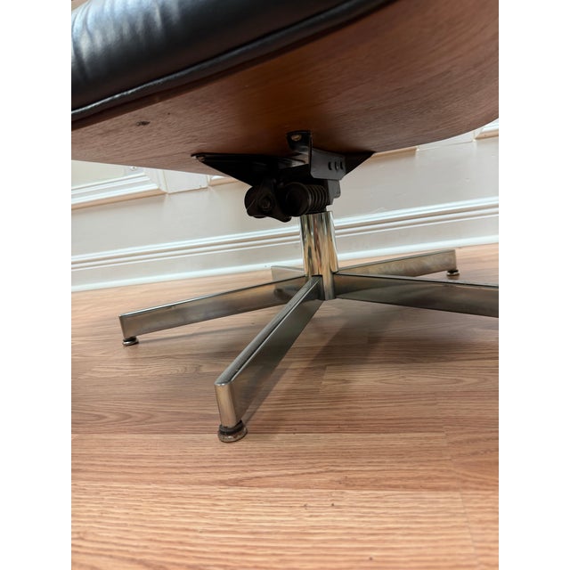 Black Vintage Mid-Century Modern Eames Style Lounge Chair & Ottoman For Sale - Image 8 of 9