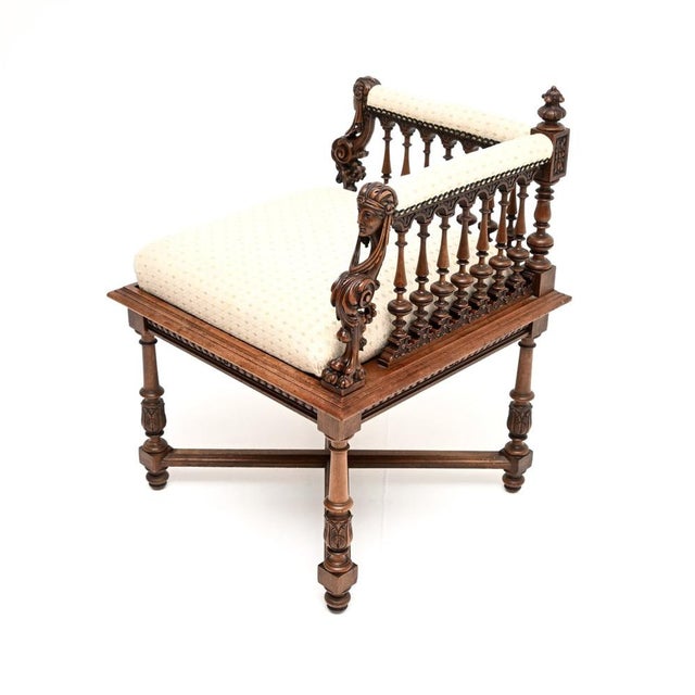 Antique Victorian Carved Walnut Corner Chair, 1860 For Sale - Image 4 of 11