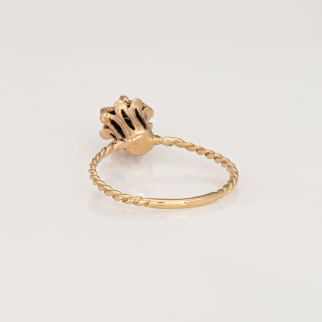 1960s Emerald Diamond Tulip Ring Sz 5.5 Vintage 14k Yellow Gold Stacking Band Jewelry For Sale - Image 5 of 6