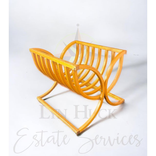 Mid-Century Magazine Rack, Bentwood. In the style of Vermont Tubbs. Beautiful clean lines and excellent handcrafted artistry.