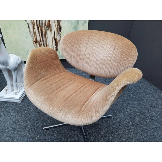 Space Age Armchair from Artifort, 1970s For Sale - Image 9 of 14