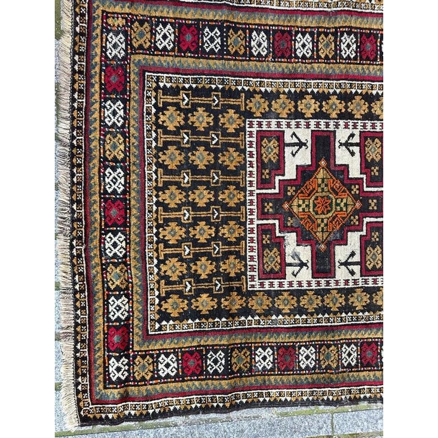 Pretty antique Turkmen Baluch rug with nice tribal and geometrical design and nice natural colours, entirely hand knotted...