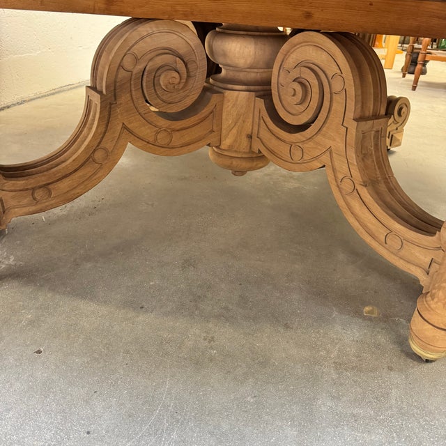 We are honored to present this monumental table, a piece of cabinetmaking of absolute rarity, both in its dimensions and...