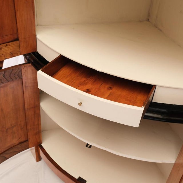 Biedermeier Corner Cabinet, Southern Germany, 1810 For Sale - Image 9 of 10