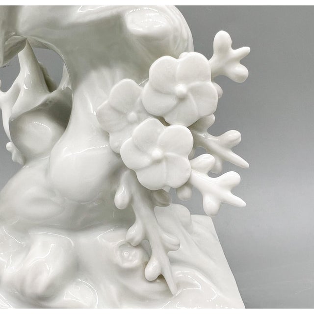 1970s Blanc De Chine Fitz & Floyd Birds and Flowers Figurine - Chinoiserie, Traditional, Hollywood Regency For Sale In Houston - Image 6 of 14