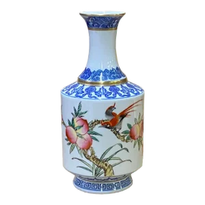 Chinese Oriental Off White Porcelain Graphic Scenery Vase