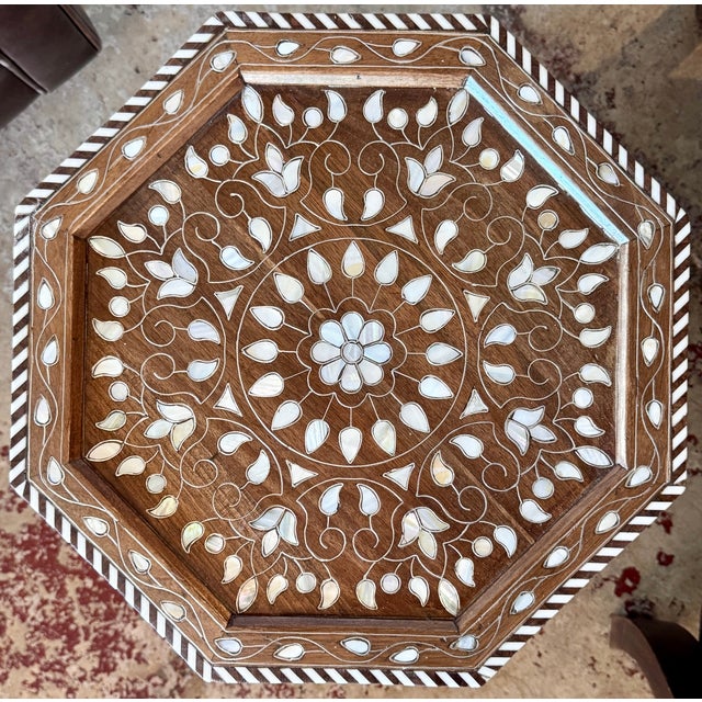 1990s Vintage Mother-of-Pearl Inlaid Octagonal Accent Table For Sale - Image 5 of 7