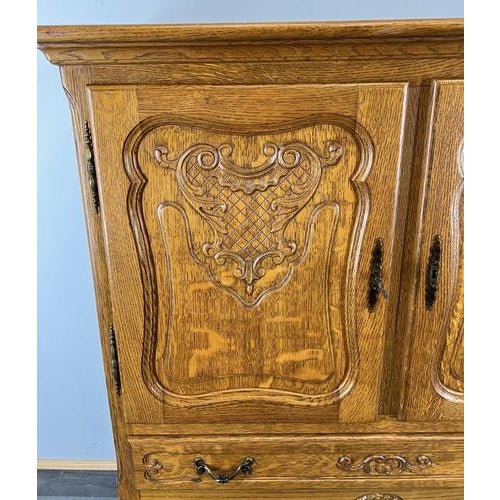 Vintage French Louis XVI Style Oak Cabinet with Carved Panels For Sale - Image 4 of 12