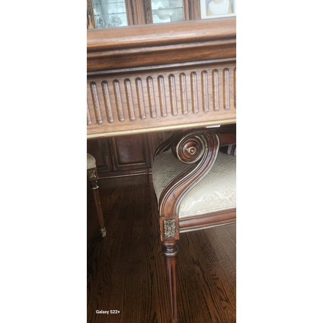 2000 - 2009 Drexel Heritage Dining Set For Sale - Image 5 of 17