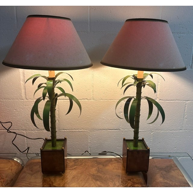Pair, Hollywood Regency, Italian Tole Cachepot Table Lamps For Sale - Image 10 of 11