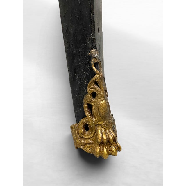 Antique 19th Century Napoleon III Style Console Table W/ Gilt Metal Mounts & Medallions For Sale In New York - Image 6 of 15