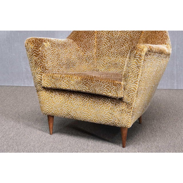 Bronze Patterned Velvet Armchair attributed to Ariberto Colombo, Italy, 1950s For Sale - Image 12 of 17