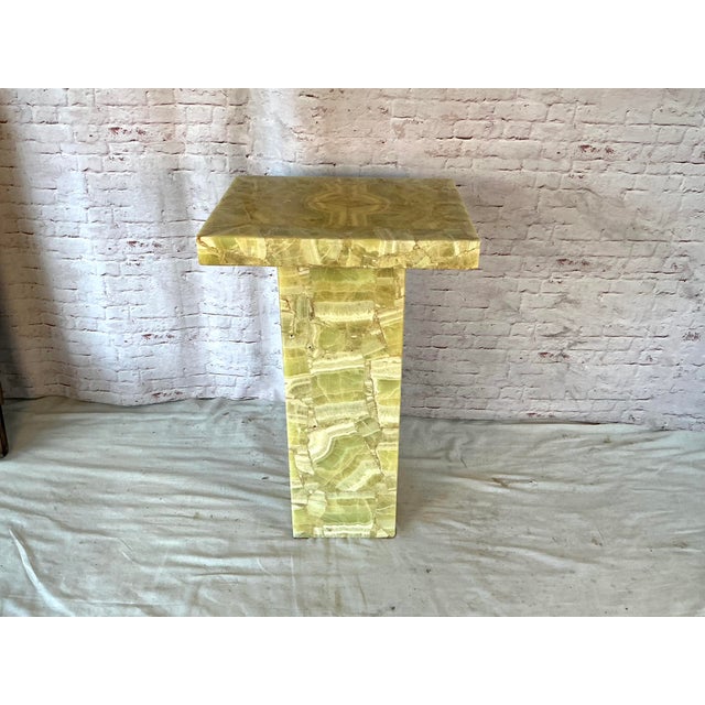 Natural Onyx and Resin Pedestal by of Mueller of Mexico For Sale - Image 12 of 12