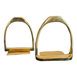 Mid 20th Century English Country Style Handcrafted Brass Horse Saddle Stirrup Bookends- Pair For Sale