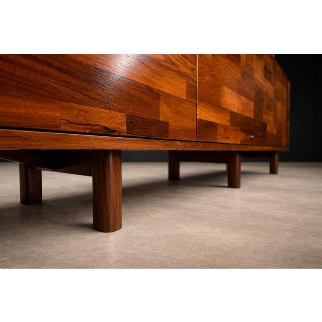 Brazilian Modern Credenza “Modular” in Rosewood, Jorge Zalszupin, Brazil, 1960s — Lot 480 For Sale - Image 12 of 14