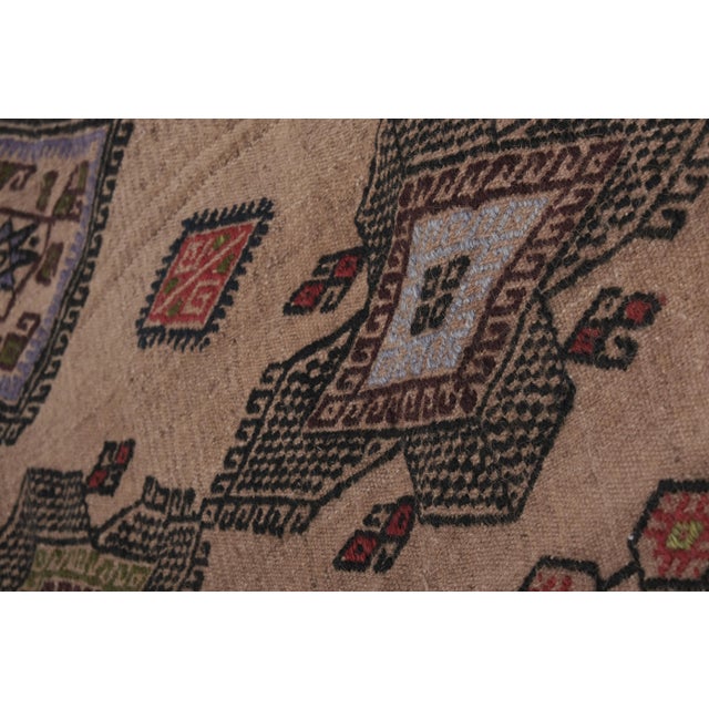 Vintage Embroidery Geometric Turkish Kilim Rug 4'10'' X 9'9'' For Sale - Image 9 of 13