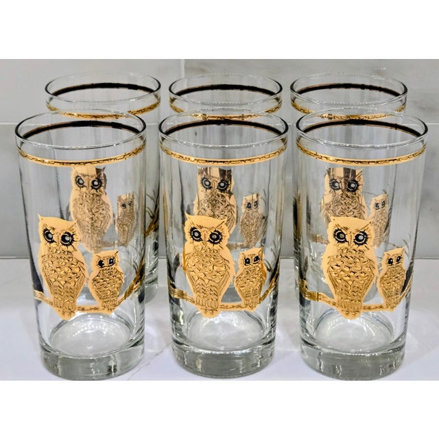 Bring a glamorous touch of mid-century cocktail style to the bar with this set of six vintage Culver Ltd. highball...